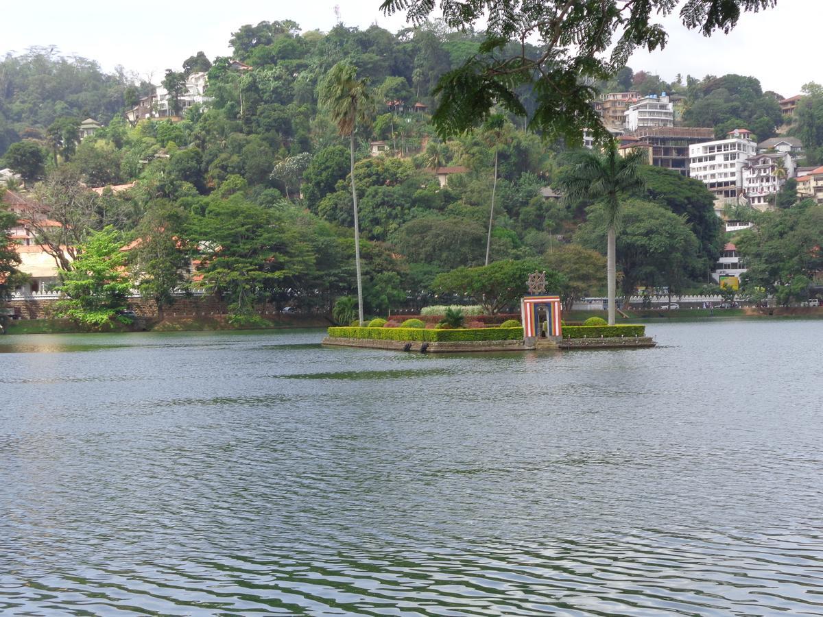 Cirute' Talwatte, Kandy Esterno foto