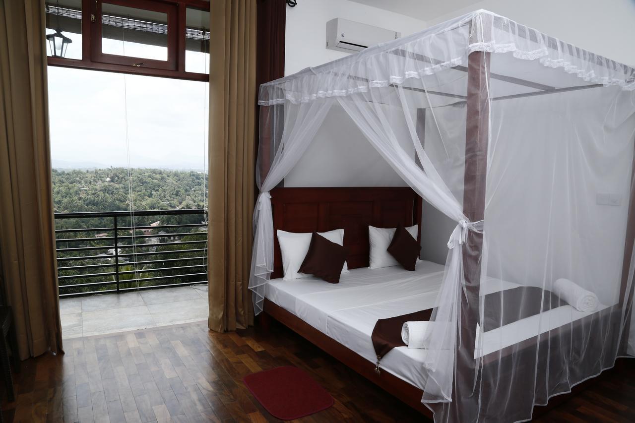 Cirute' Talwatte, Kandy Esterno foto