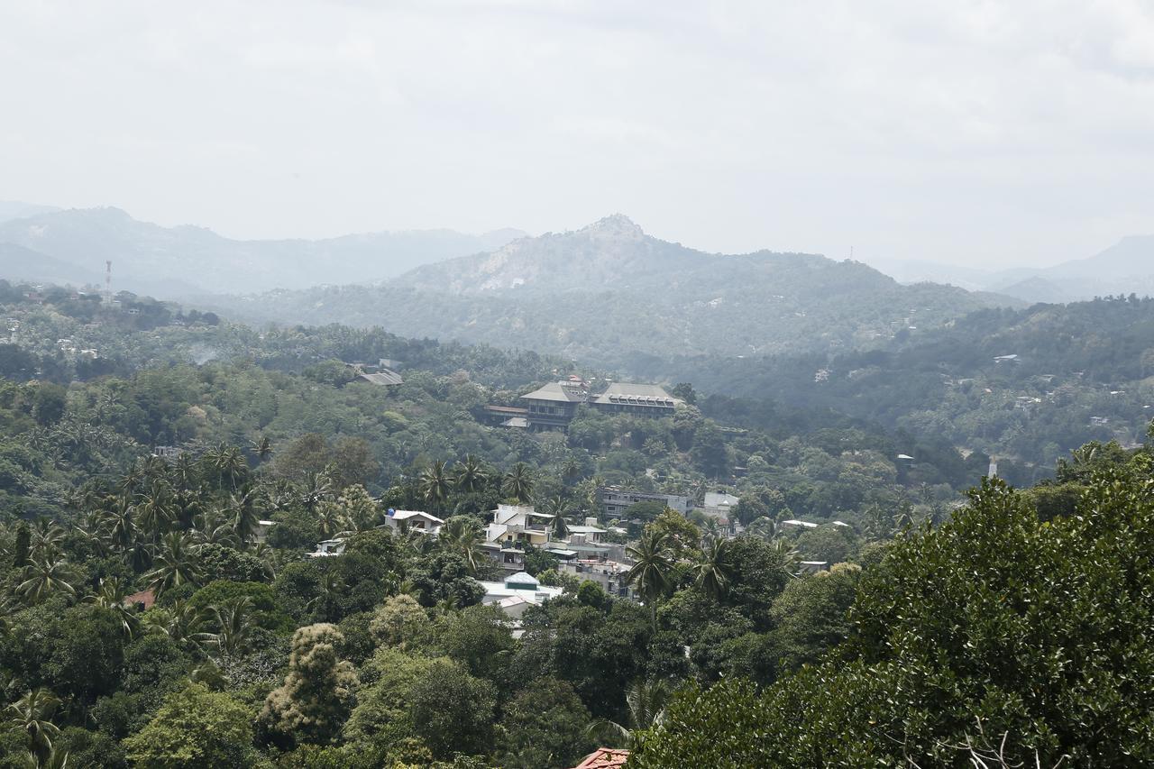 Cirute' Talwatte, Kandy Esterno foto