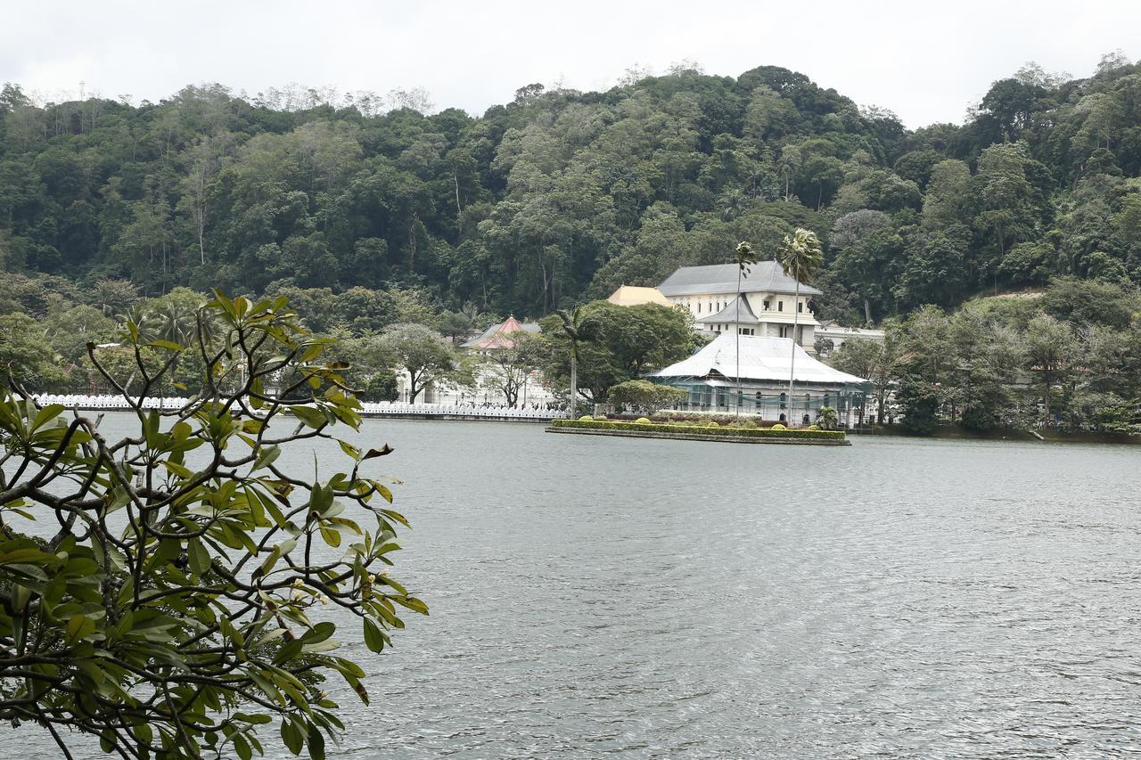 Cirute' Talwatte, Kandy Esterno foto